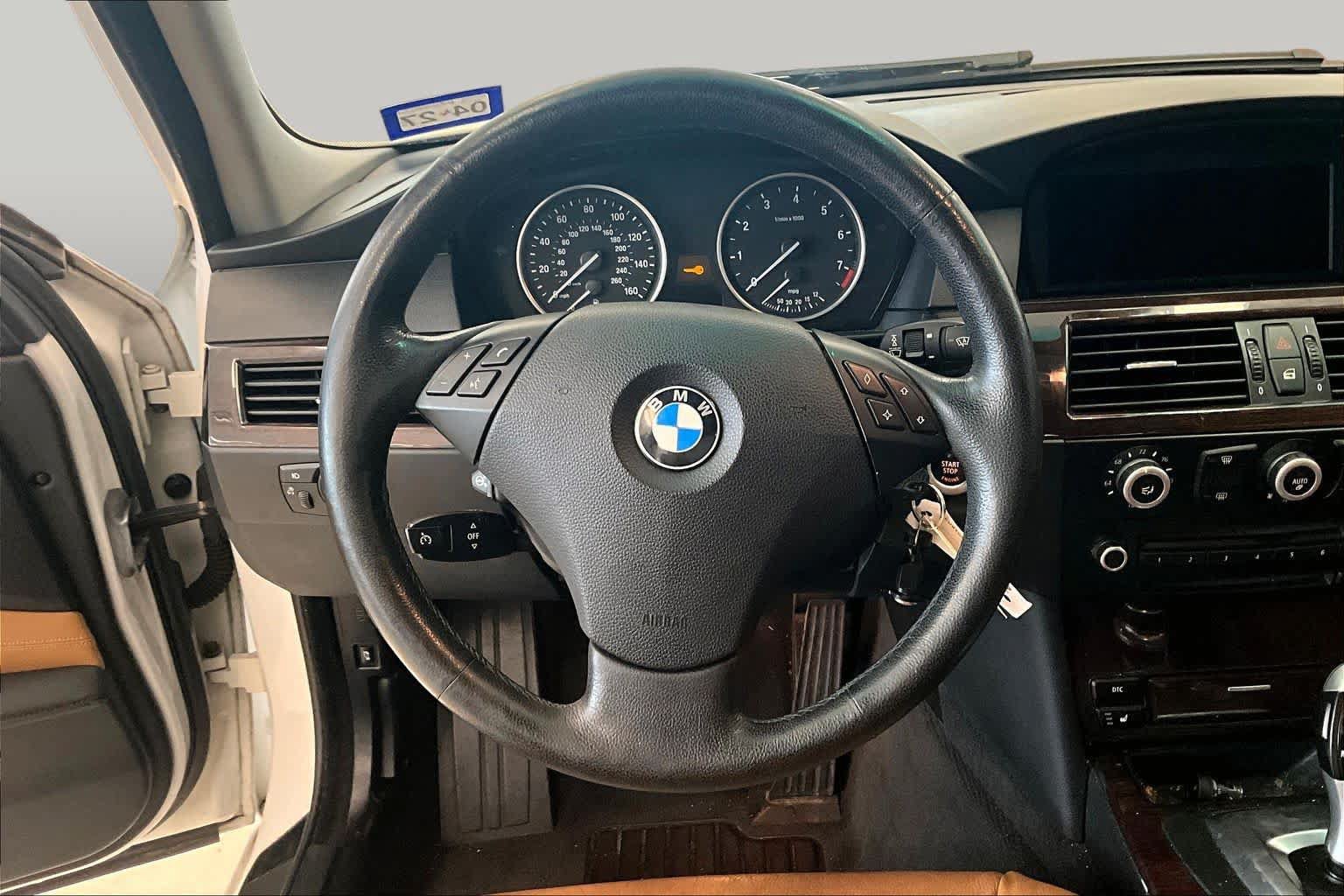 Used 2008 BMW 528xi Sedan AWD/4WD image 15