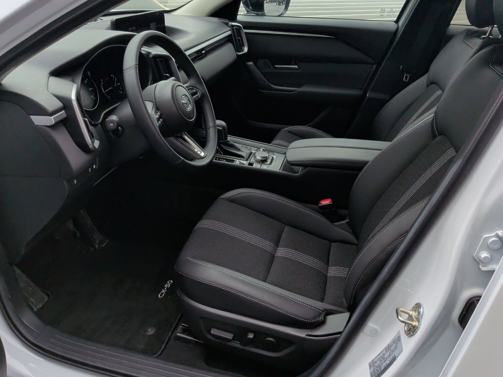 Certified 2025 MAZDA CX-50 2.5 Hybrid w/ Preferred Pkg image 13