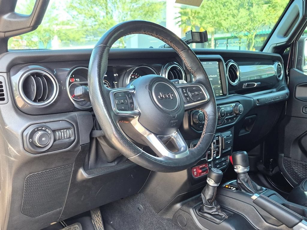 Used 2021 Jeep Wrangler Unlimited Rubicon AWD/4WD image 12