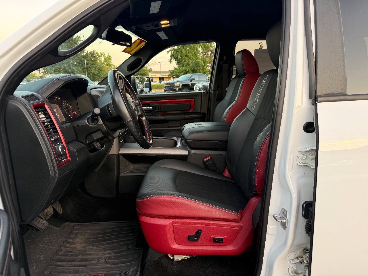 Used 2016 RAM 1500 Rebel AWD/4WD image 10
