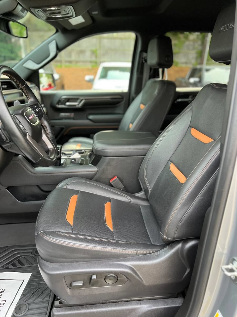 Used 2024 GMC Sierra 1500 AT4 w/ AT4 Premium Package AWD/4WD image 10