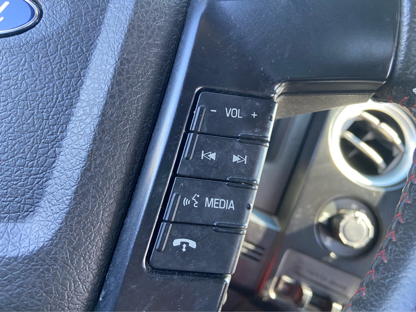 Used 2014 Ford F150 FX4 w/ FX Appearance Package AWD/4WD image 18