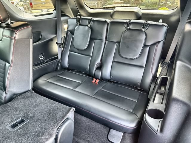 Used 2025 Ford Explorer ST-Line w/ Premium Package RWD image 23