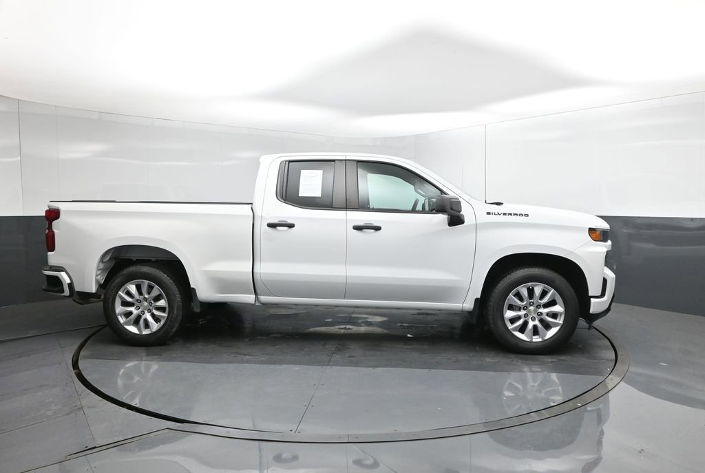 Used 2022 Chevrolet Silverado 1500 Custom w/ LPO, Dark Essentials Package image 26