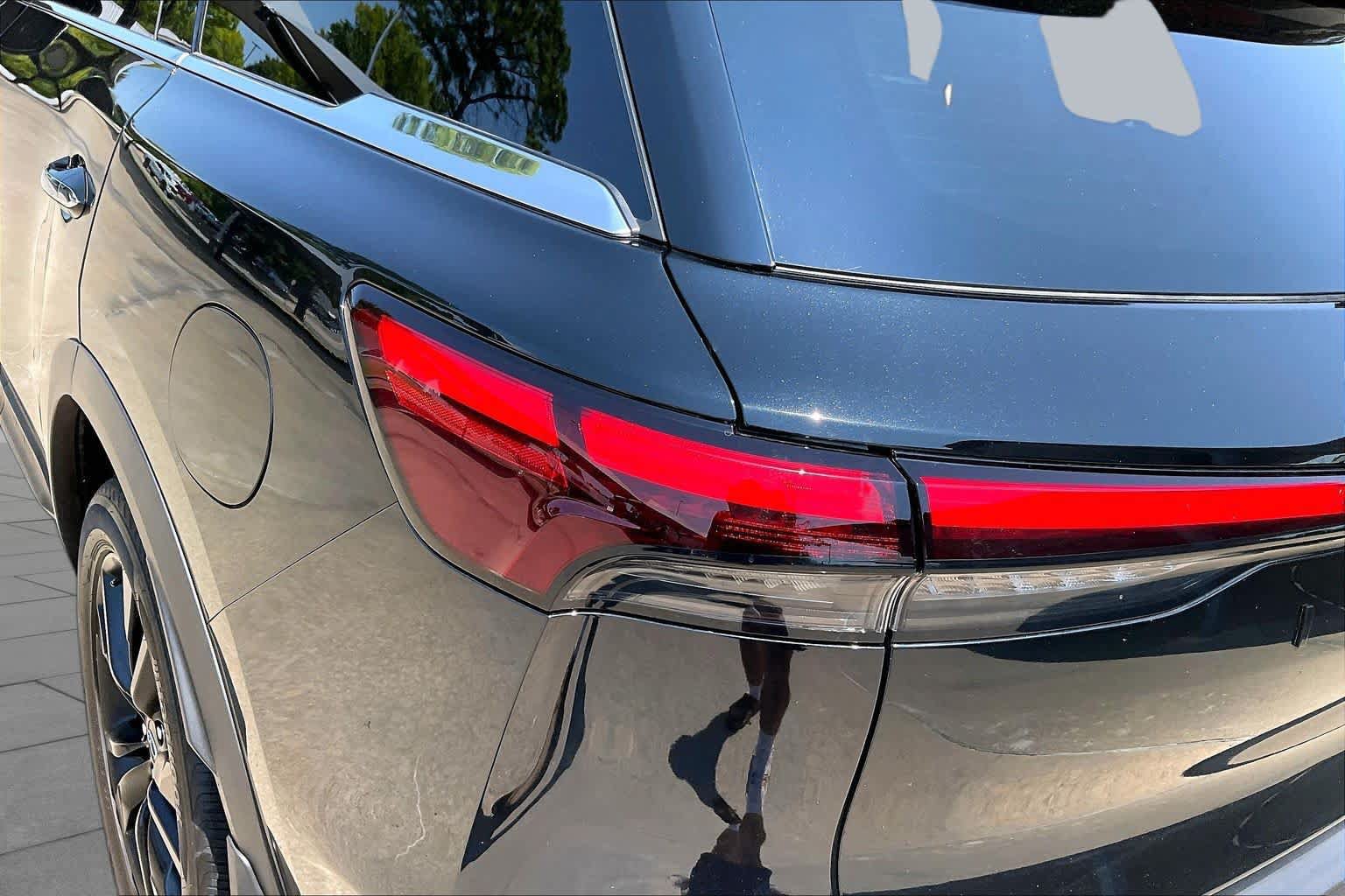 Used 2025 INFINITI QX60 Luxe w/ Black Edition AWD/4WD image 27