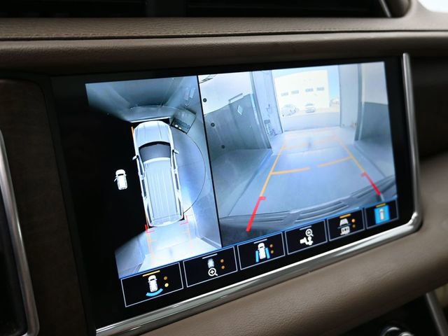 Used 2021 GMC Yukon XL Denali w/ Denali Premium Package image 35