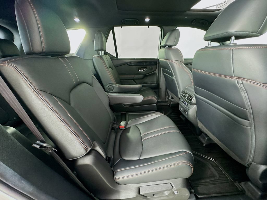 Used 2026 Honda Pilot TrailSport image 39