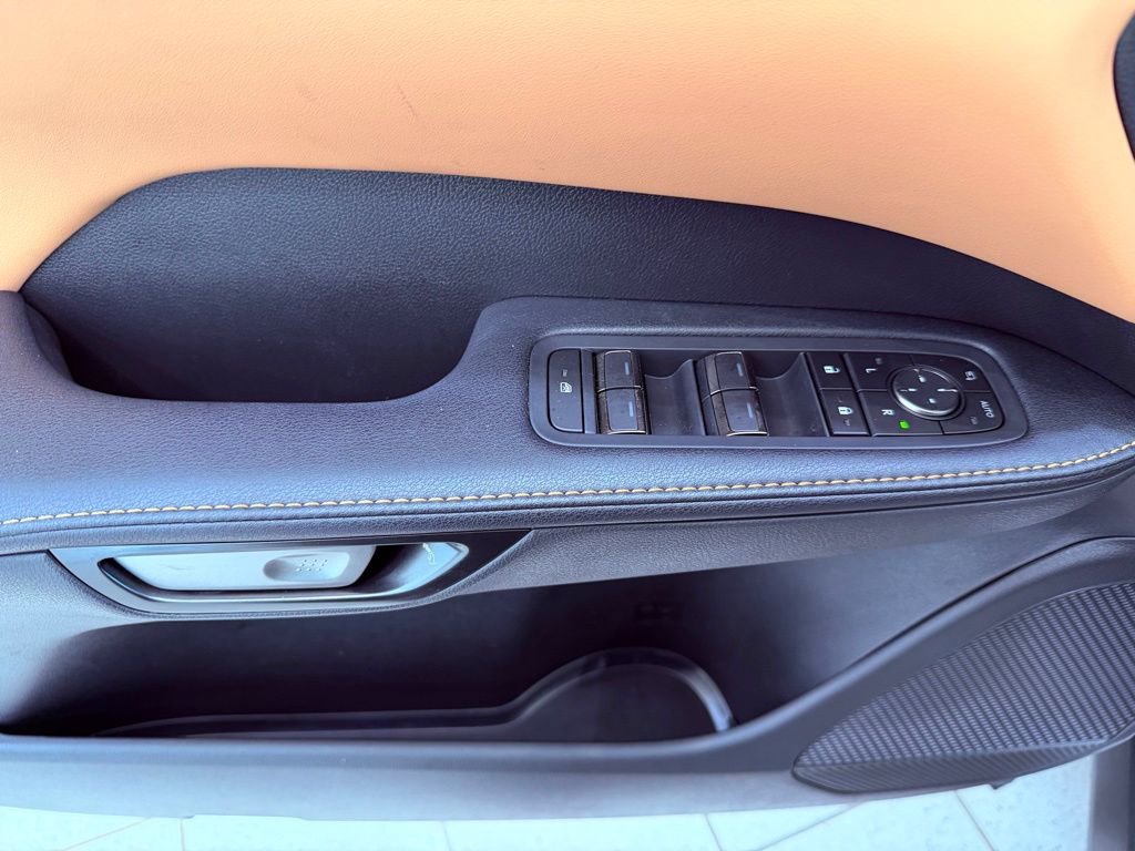 Certified 2025 Lexus RX 350 Premium w/ Accessory Package (Z1) image 19