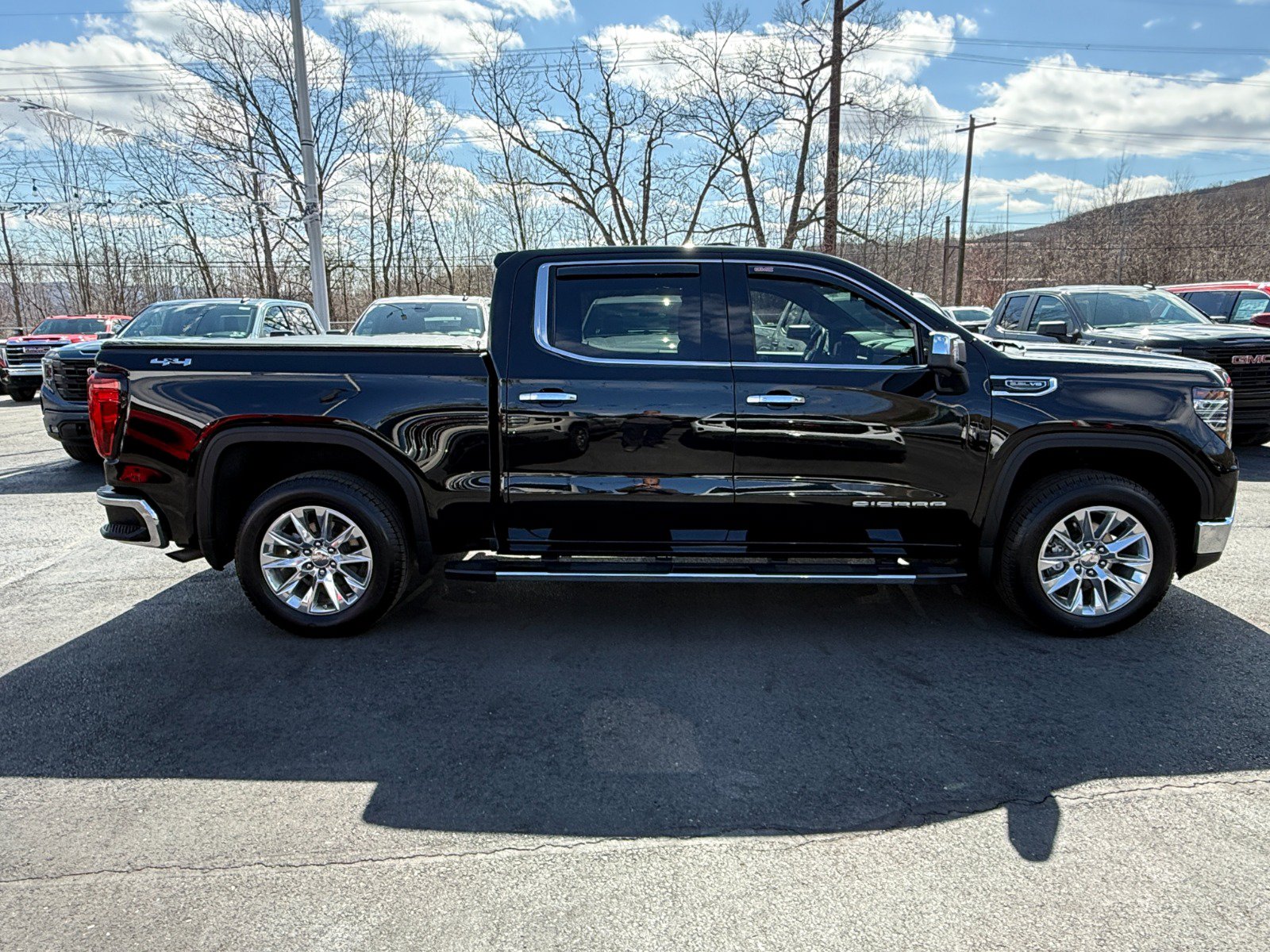 Used 2024 GMC Sierra 1500 SLT w/ SLT Premium Plus Package image 6