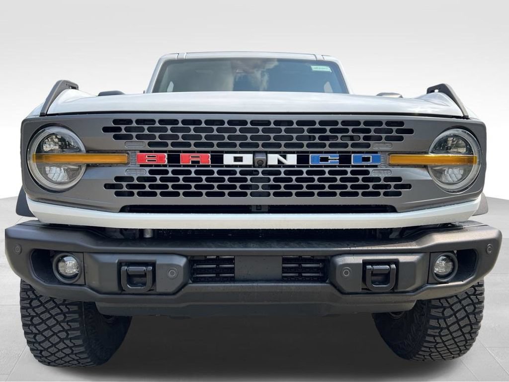 Used 2022 Ford Bronco Badlands AWD/4WD image 3