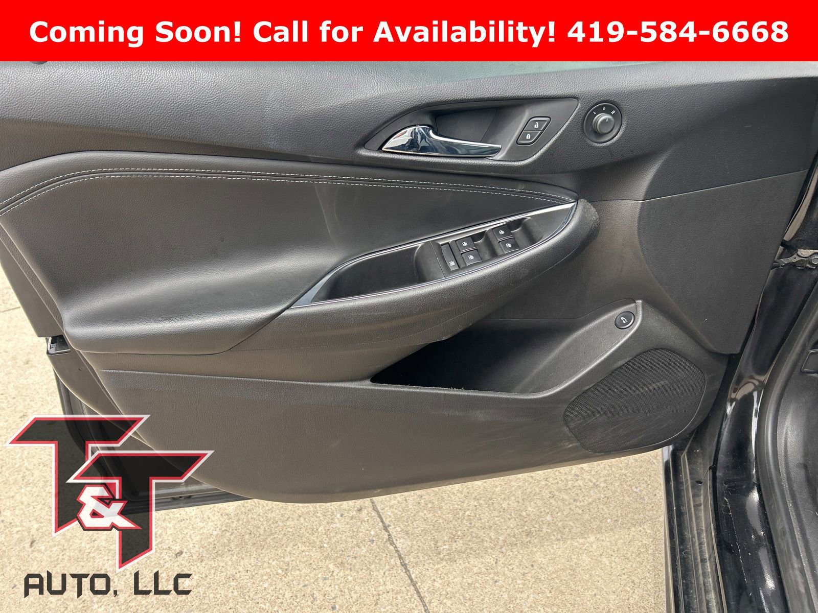Used 2018 Chevrolet Cruze Premier w/ RS Package FWD image 8