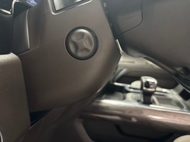 Used 2022 Chevrolet Silverado 1500 LTZ w/ LTZ Premium Package image 84