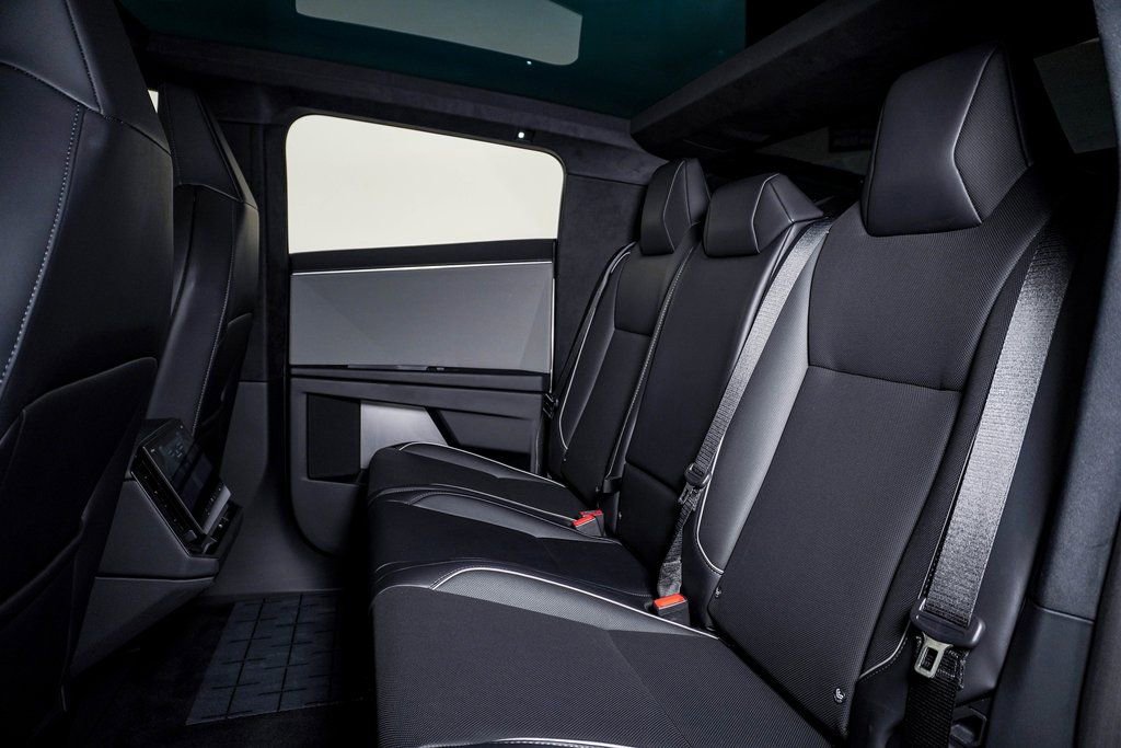 Used 2024 Tesla Cybertruck Cyberbeast image 17