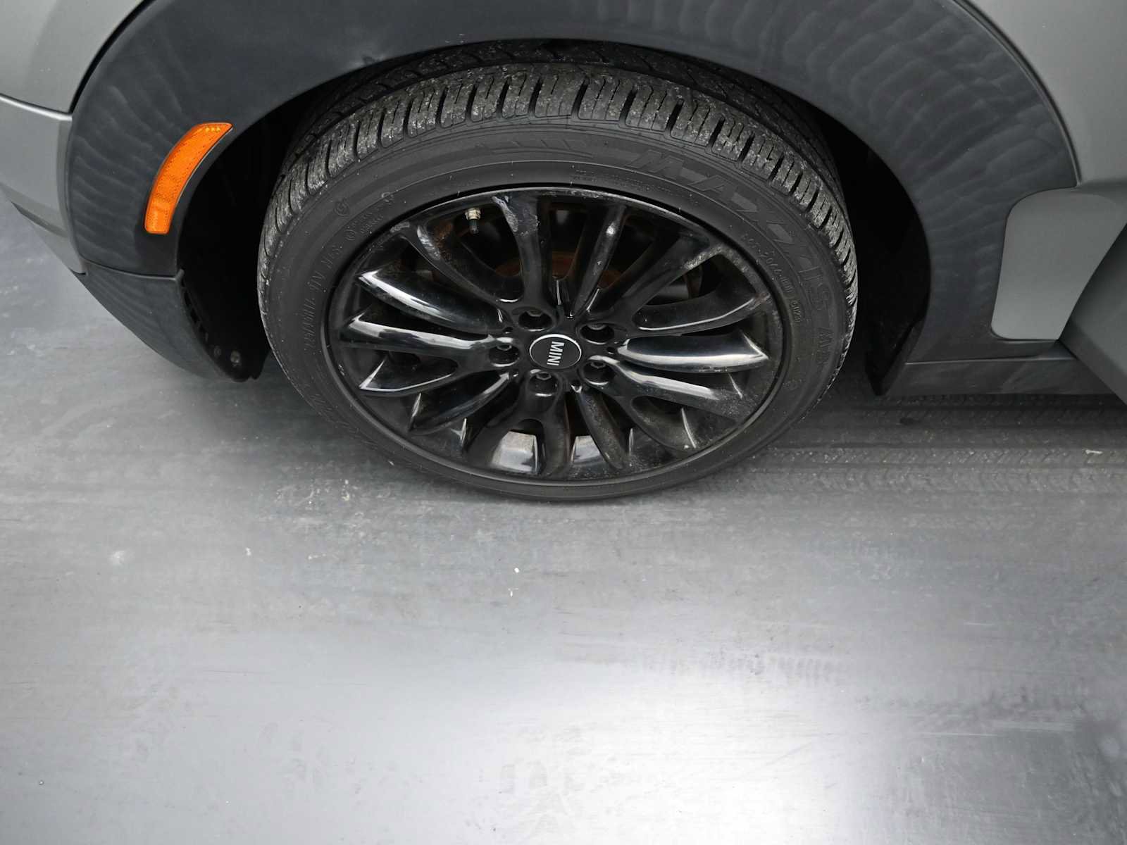 Used 2018 MINI Cooper Clubman image 13