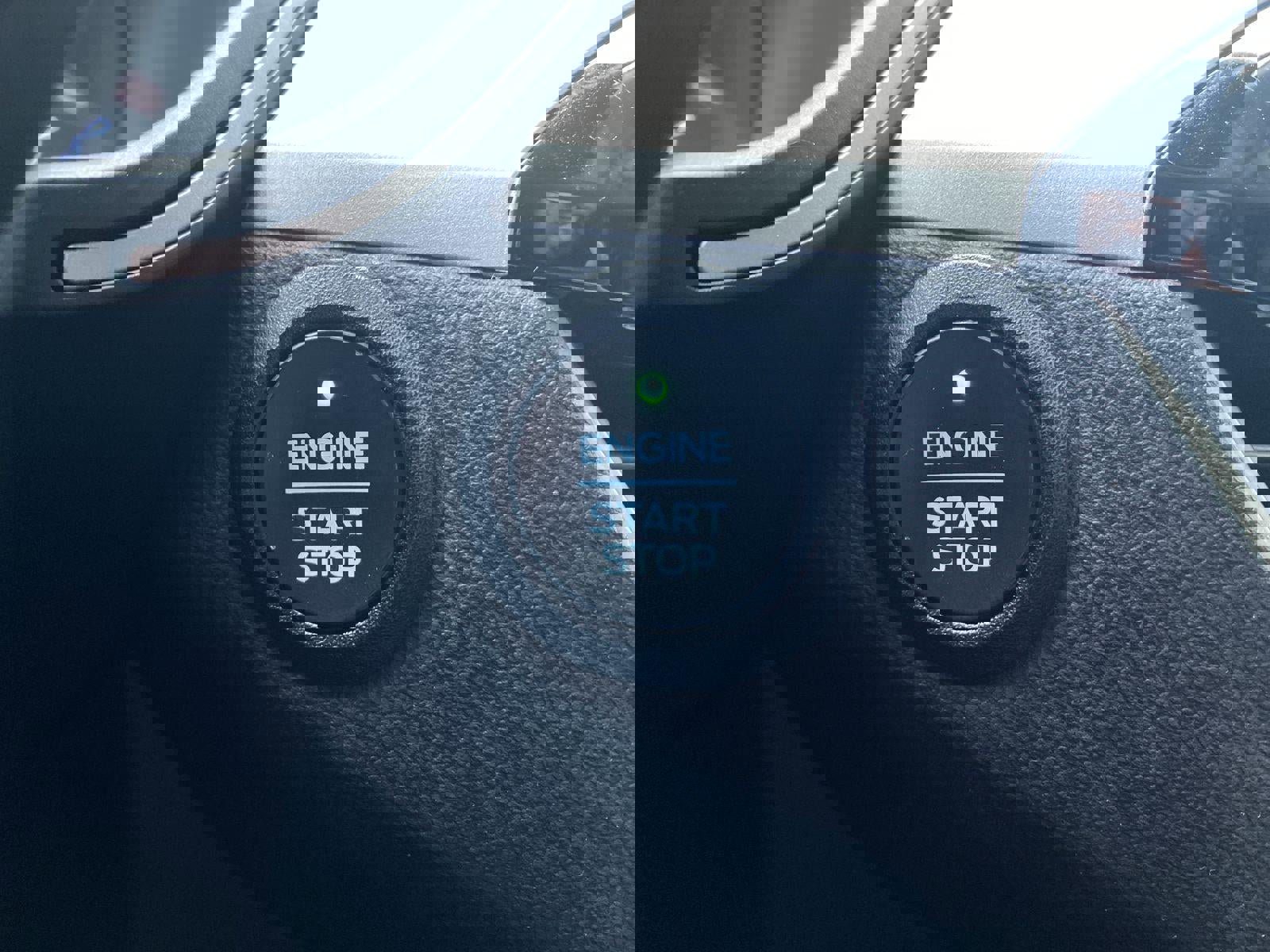 Used 2022 Ford Escape SEL image 8