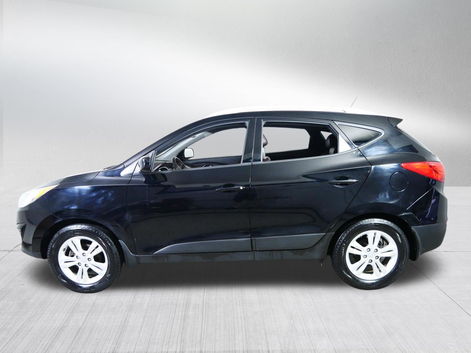 Used 2011 Hyundai Tucson GLS FWD image 4