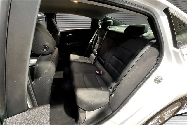 Used 2019 Chevrolet Malibu LT FWD image 19