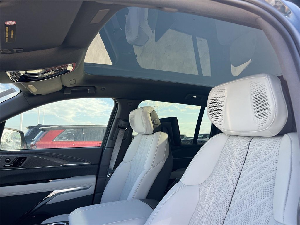 New 2026 Cadillac Escalade IQ Luxury 1 image 26