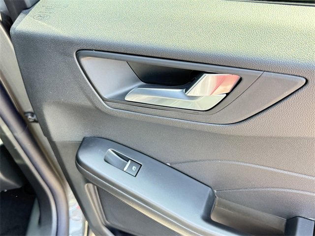 New 2025 Ford Escape ST-Line w/ Cold Weather Package image 19