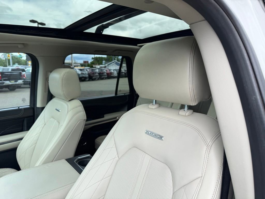 Used 2021 Ford Expedition Max Platinum AWD/4WD image 11