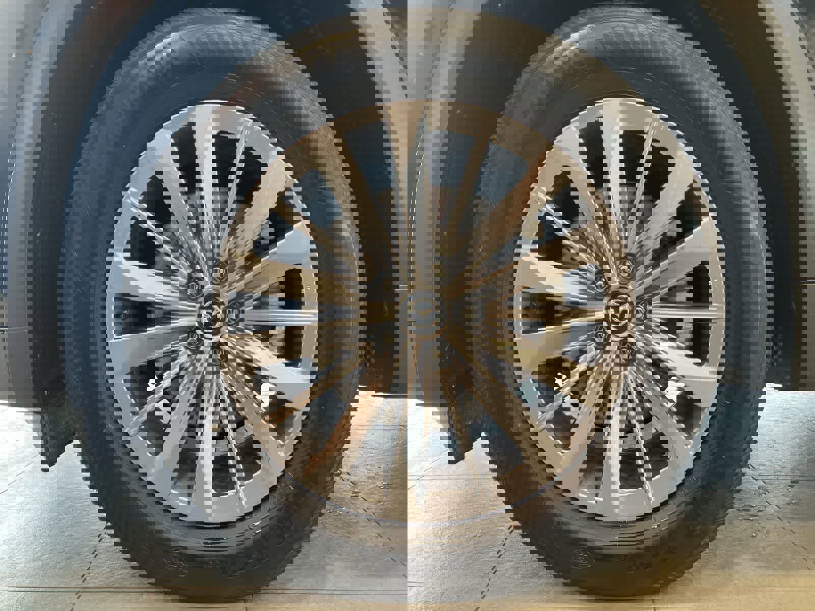 Used 2025 MAZDA CX-90 3.3 Turbo w/ Preferred Package image 9