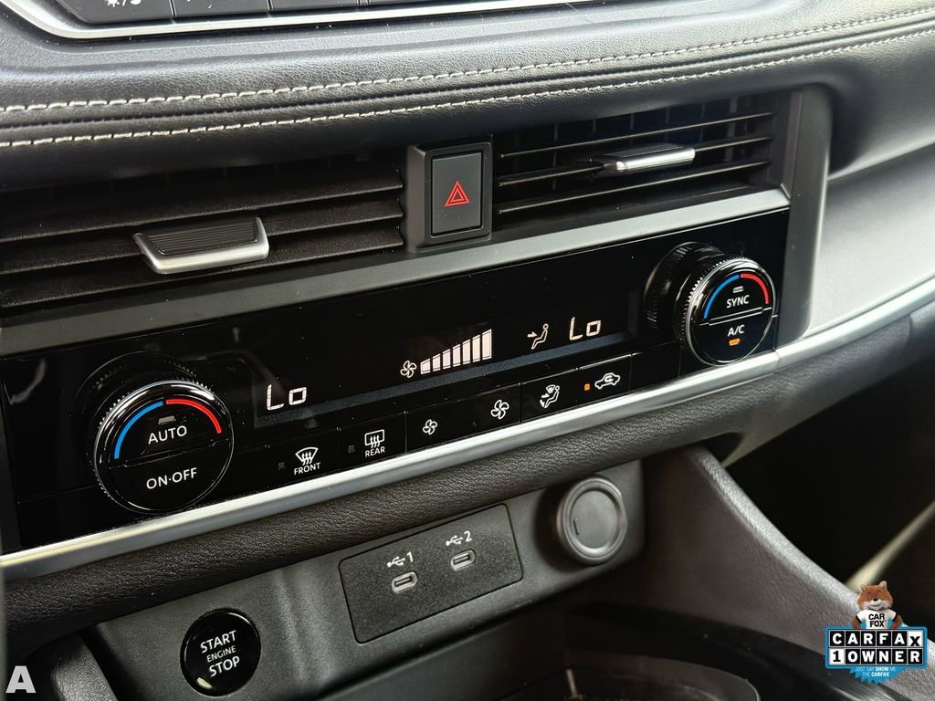 Used 2025 Nissan Rogue SV image 22