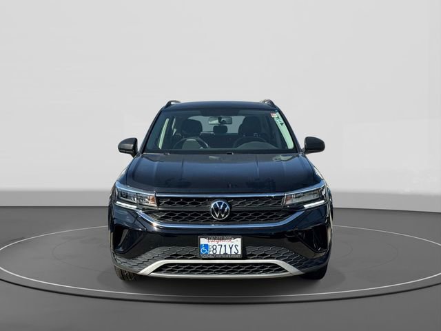 Certified 2022 Volkswagen Taos S image 2