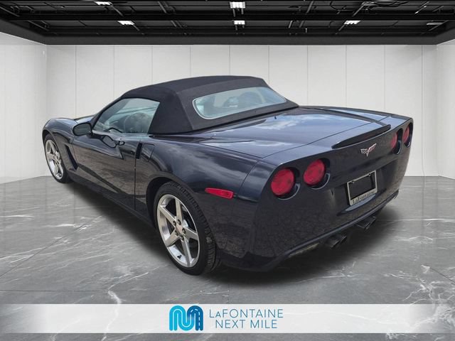Used 2013 Chevrolet Corvette Convertible RWD image 3