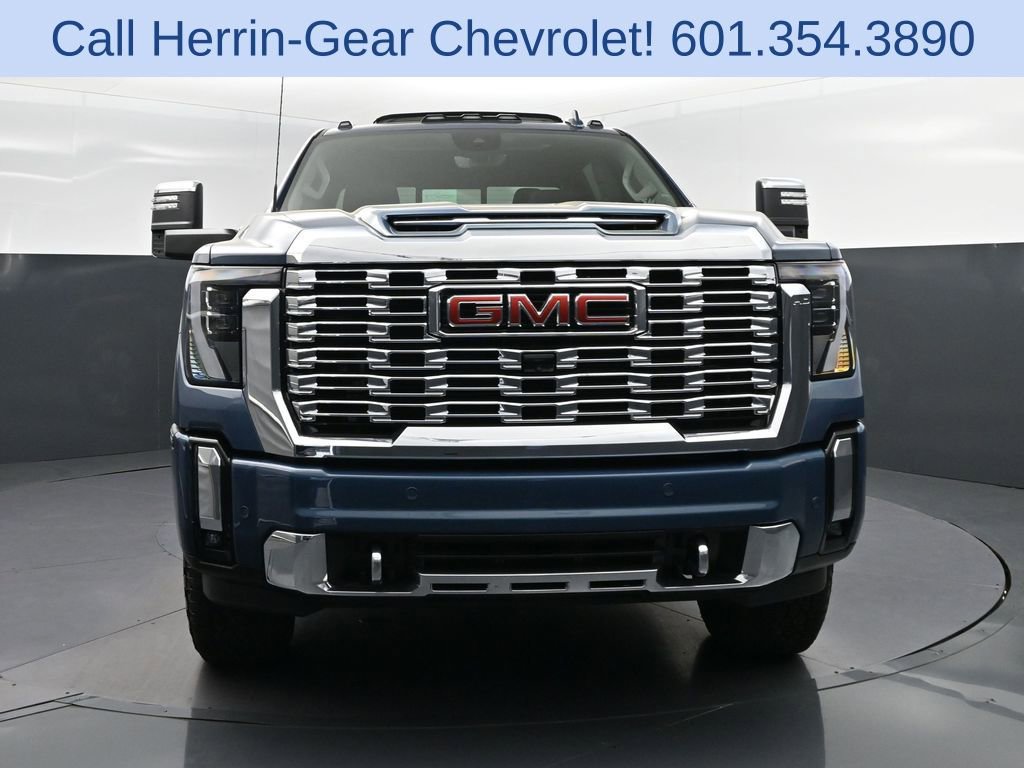 Used 2024 GMC Sierra 2500 Denali w/ Denali Reserve Package image 10