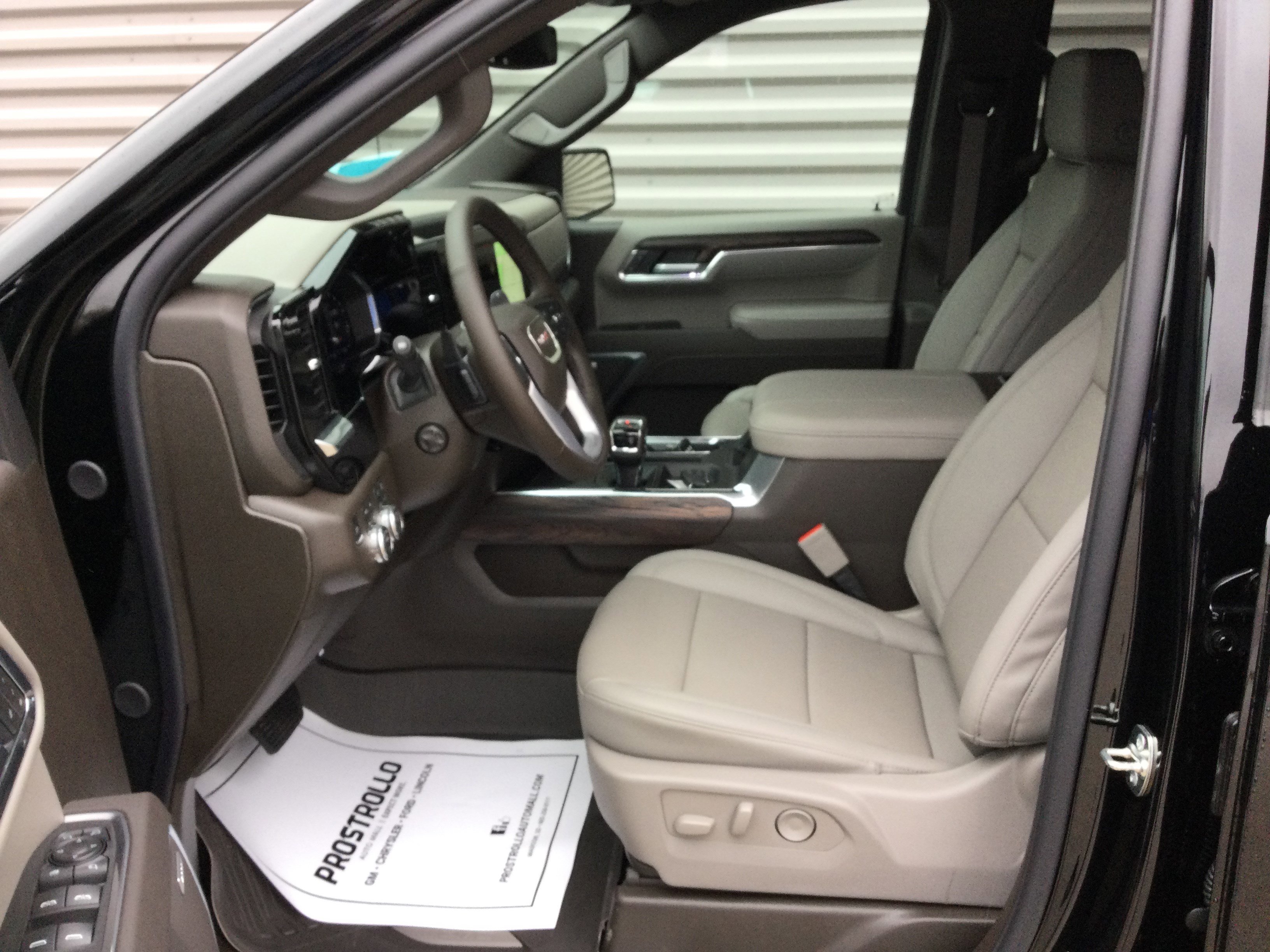 New 2026 GMC Sierra 1500 SLT w/ SLT Premium Plus Package image 9