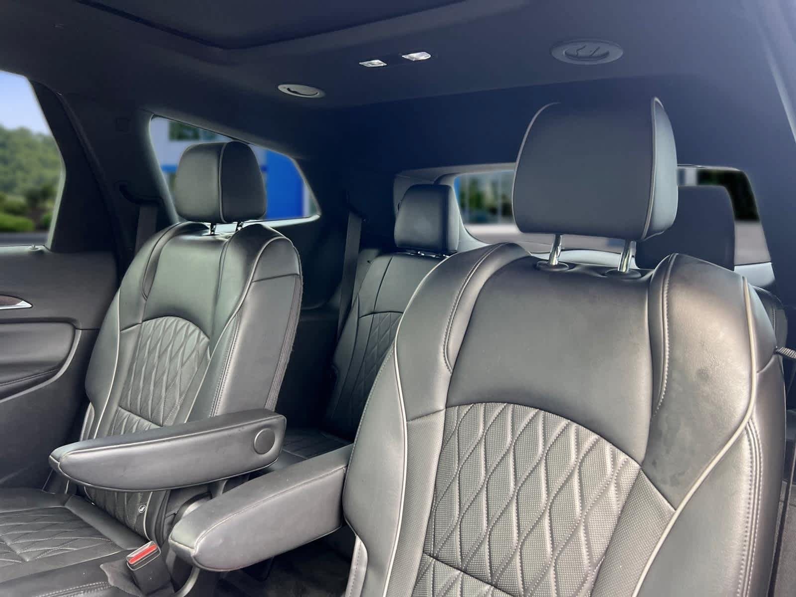 Certified 2022 Buick Enclave Avenir w/ Trailering Package, 5000 lbs. AWD/4WD image 27