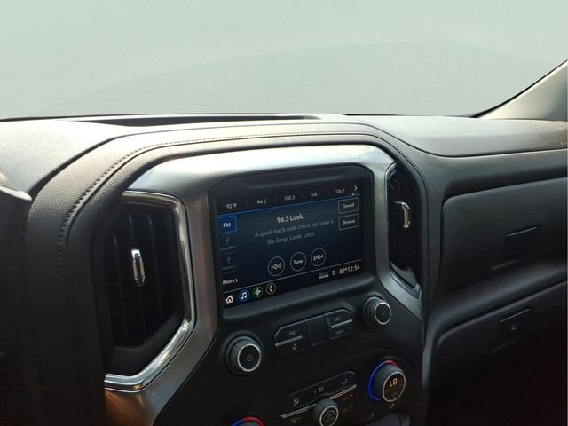 Used 2022 Chevrolet Silverado 1500 LT AWD/4WD image 26