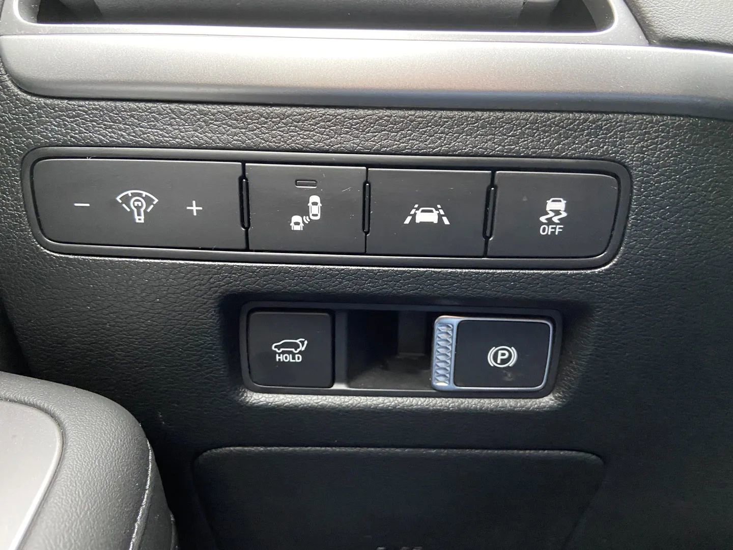 Used 2022 Hyundai Palisade SEL w/ 8P Bench Seat Package image 11