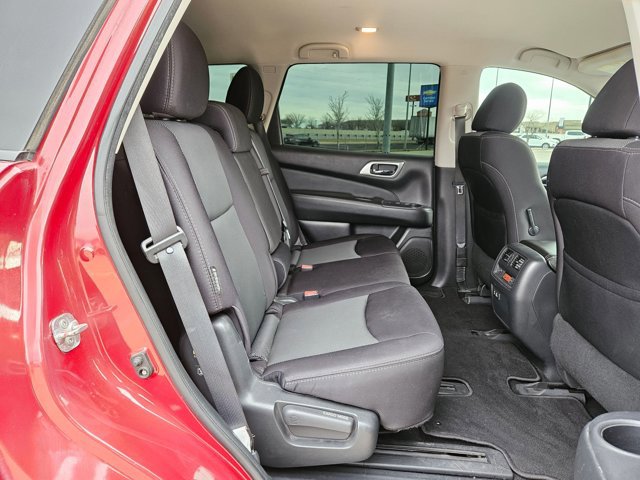 Used 2020 Nissan Pathfinder SV image 20