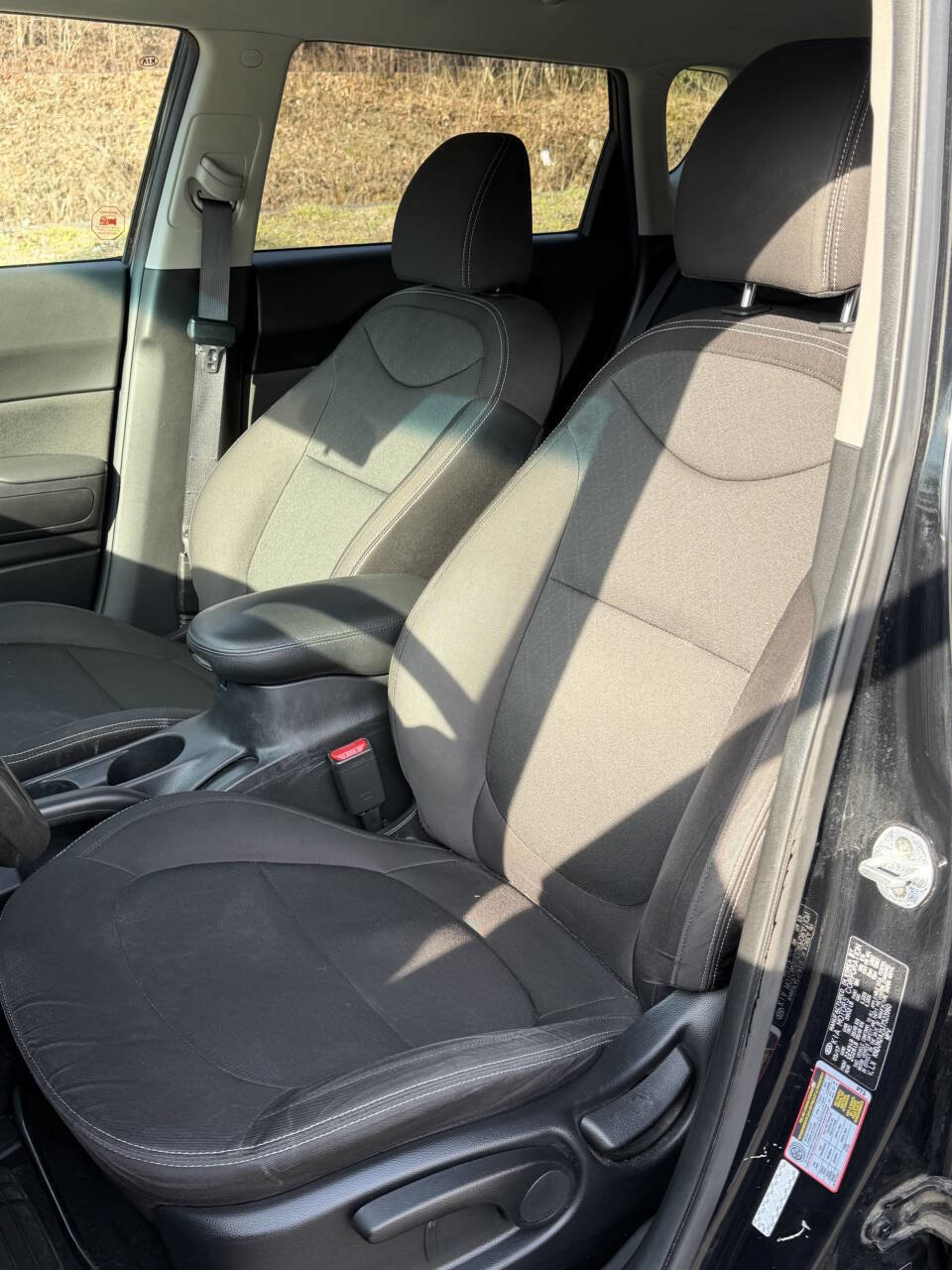 Used 2018 Kia Soul FWD image 16