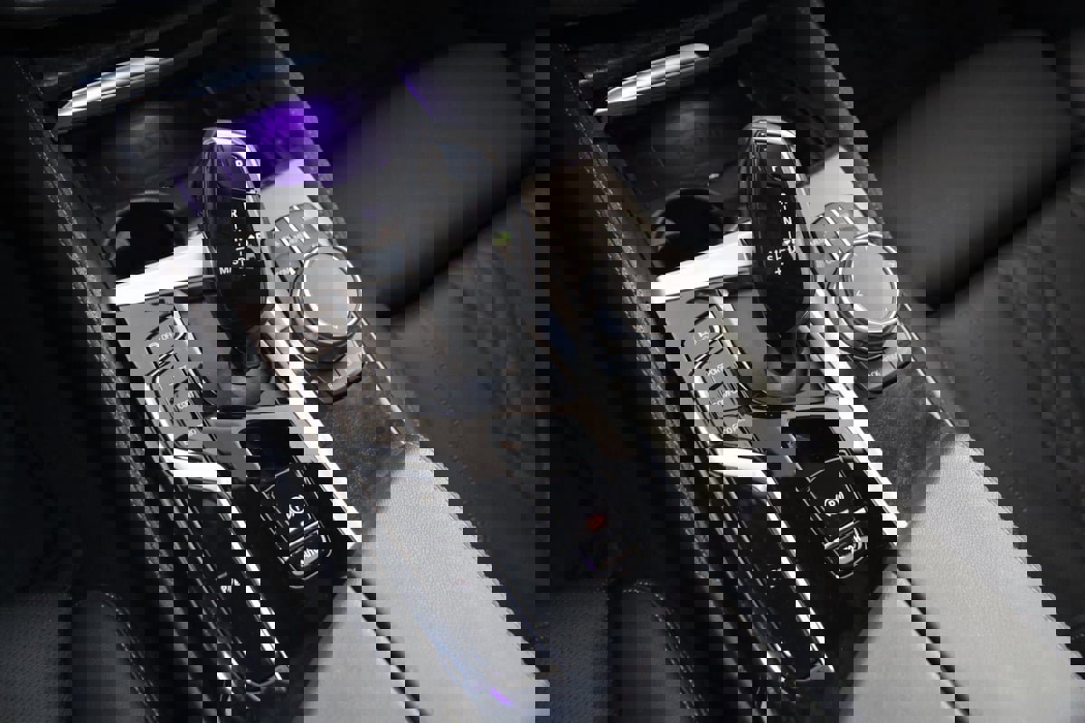 Used 2023 BMW 540i xDrive w/ M Sport Package image 31