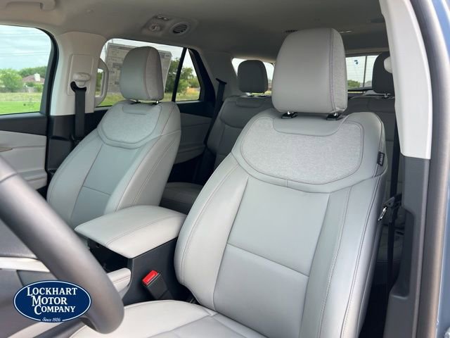 New 2026 Ford Explorer Active image 12