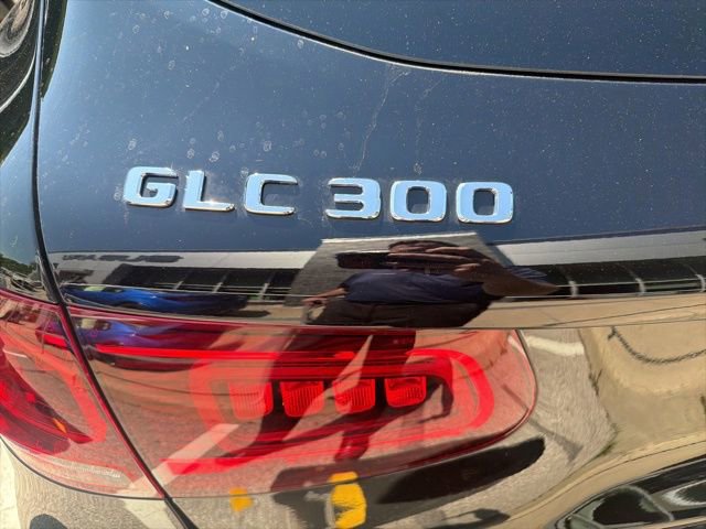 Used 2022 Mercedes-Benz GLC 300 4MATIC image 6