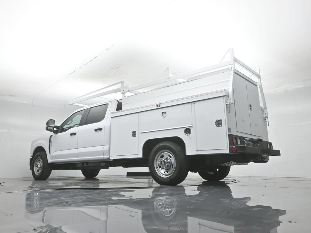 New 2026 Ford F350 XL w/ XL Chrome Package RWD image 51