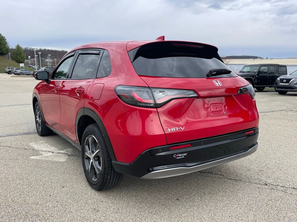 Used 2025 Honda HR-V EX-L image 5