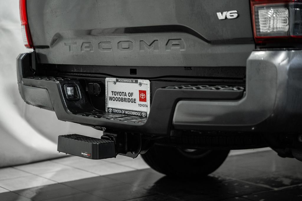 Used 2019 Toyota Tacoma TRD Sport image 8