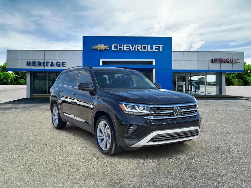 Used 2023 Volkswagen Atlas SE w/ Panoramic Sunroof Package