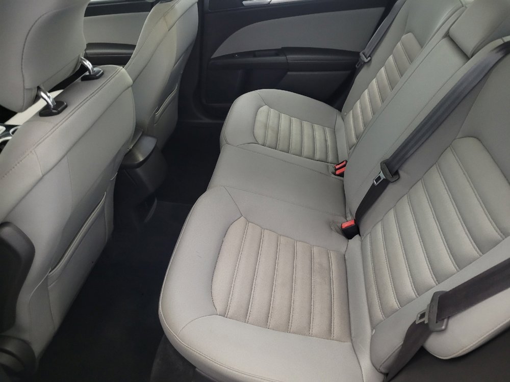 Used 2013 Ford Fusion S image 18