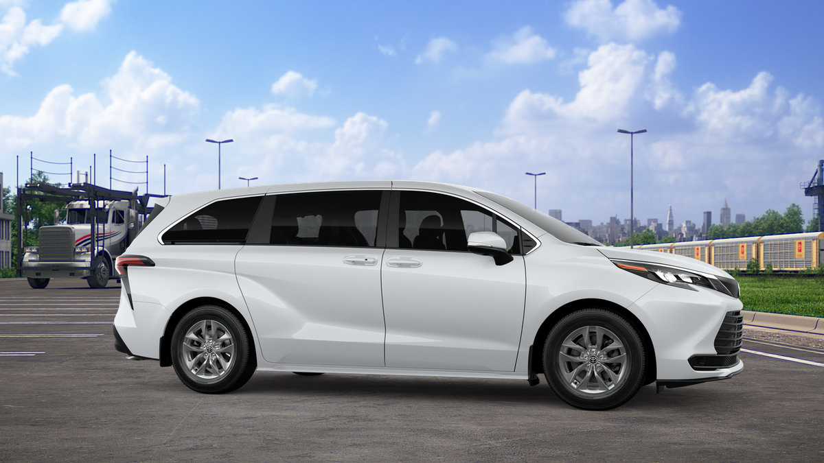 New 2026 Toyota Sienna LE FWD image 13