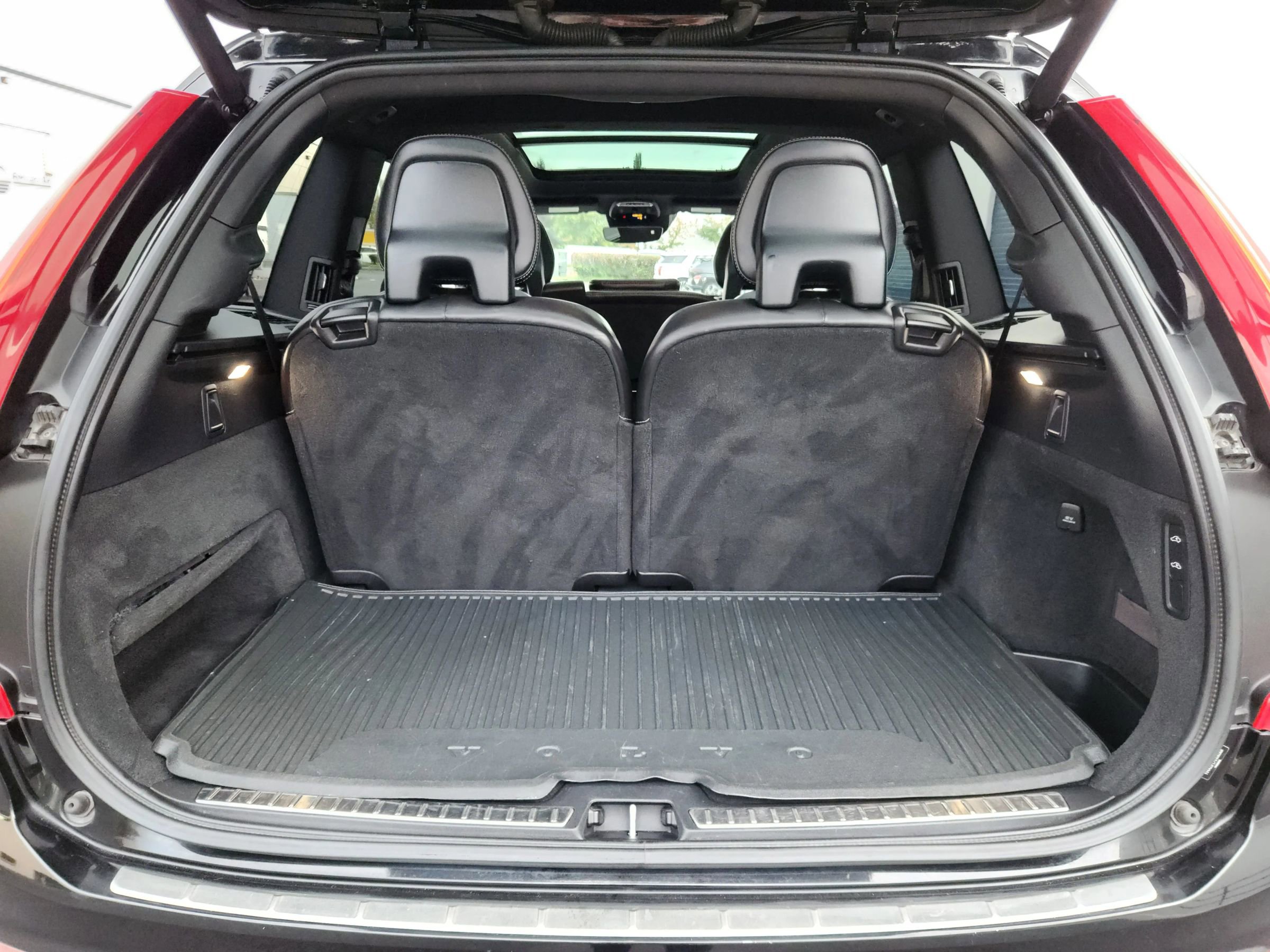 Used 2016 Volvo XC90 T6 Inscription w/ Vision Package AWD/4WD image 21