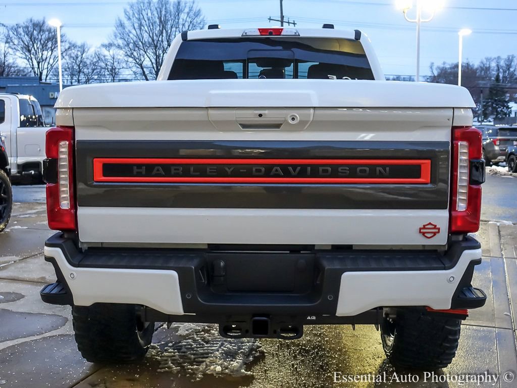 New 2026 Ford F250 Lariat w/ Black Appearance Package image 6