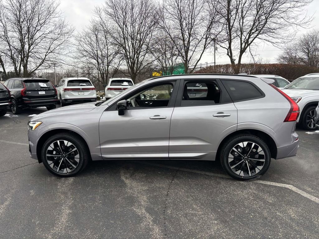 New 2026 Volvo XC60 B5 Plus w/ Protection Package Premier image 4