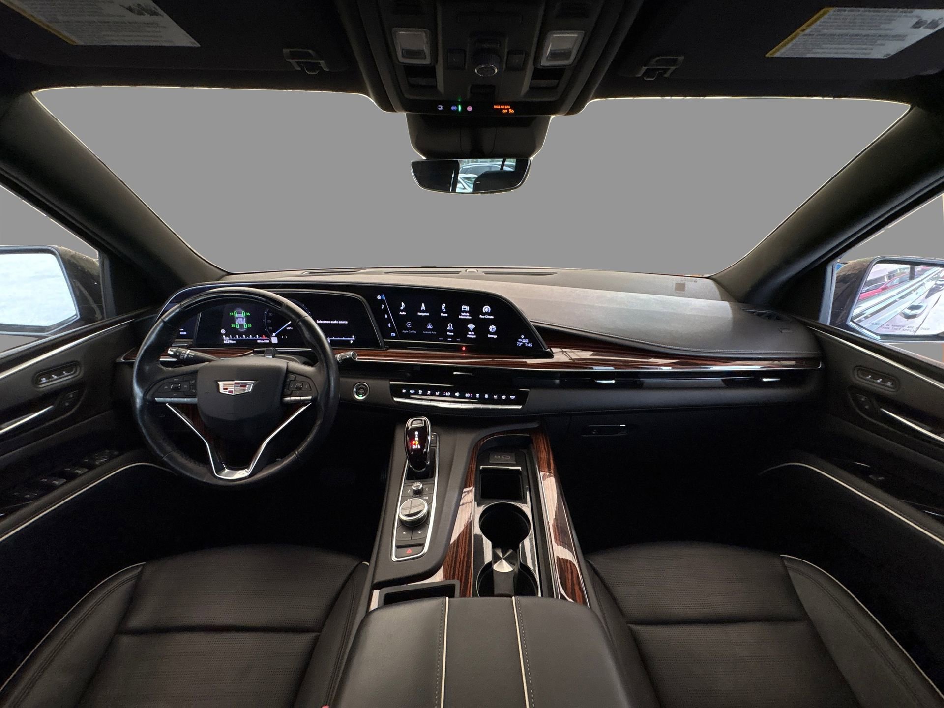 Used 2022 Cadillac Escalade Premium Luxury image 22