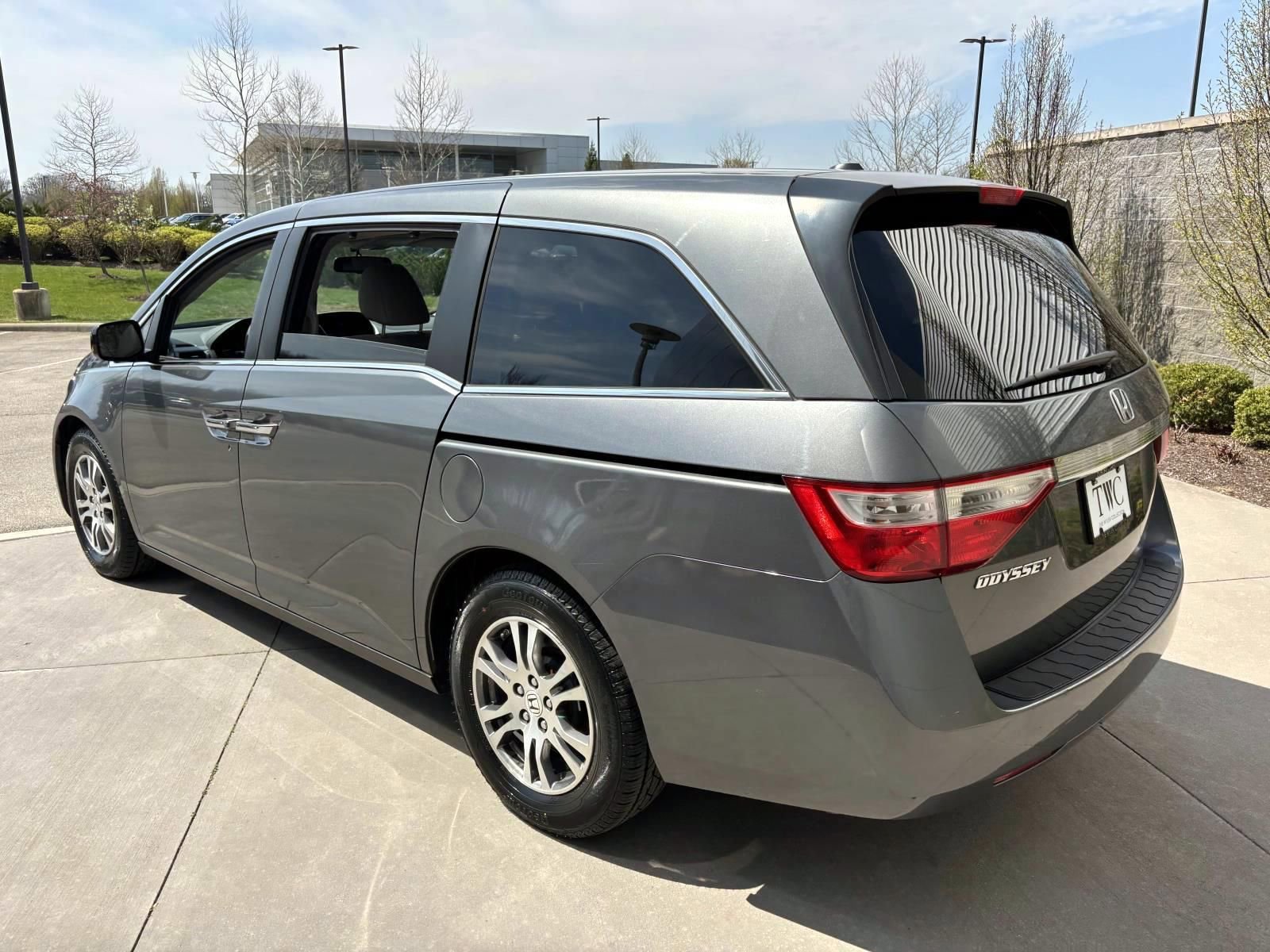 Used 2011 Honda Odyssey EX-L image 7