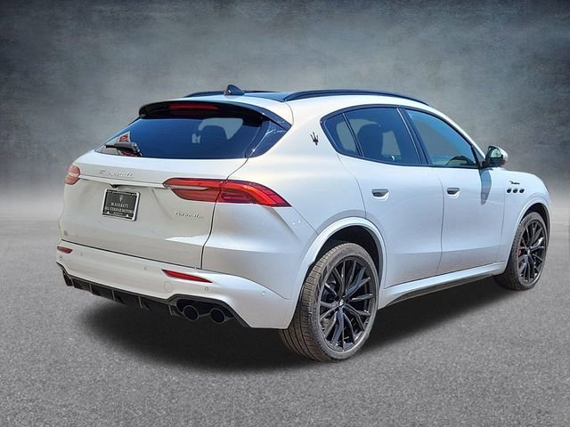 New 2024 Maserati Grecale Modena image 3